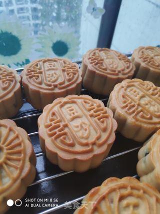 广式月饼制作视频,传统美味,一招一式教你轻松学会